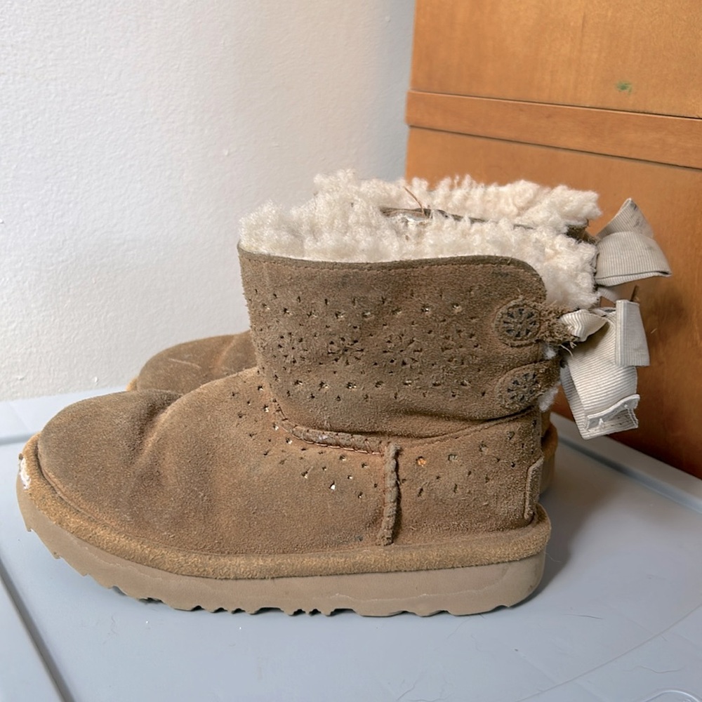 UGG K DAE SUNSHINE Boots Size 11 CHESTNUT